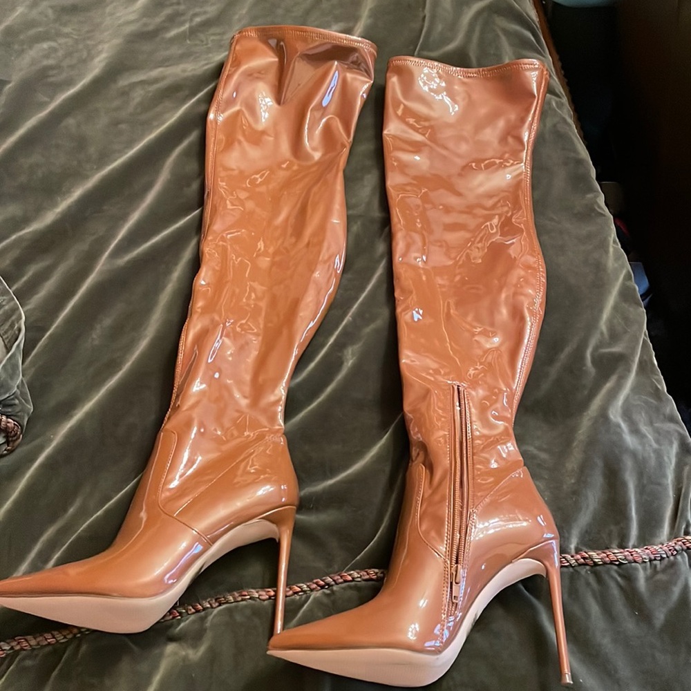Steve Madden vava cognac patent boots